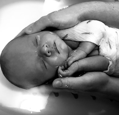 Thalasso Bain Bebe Bourgoin Massage Bebe Massage Bien Etre Maman A L Oree Du Lien